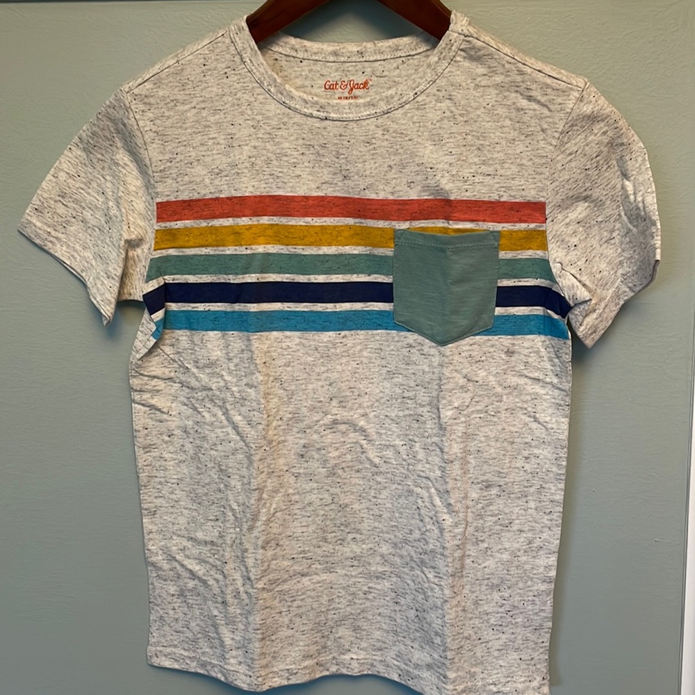 Cat & Jack Boys T-shirt, Medium (8-10)